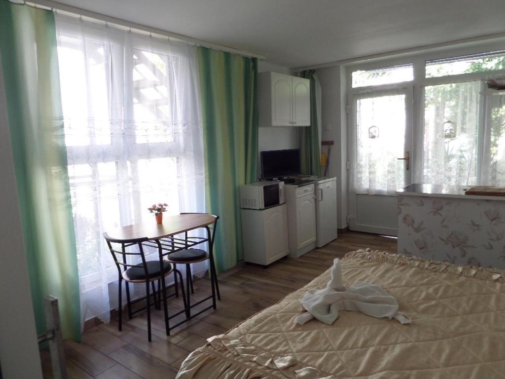 Bori Apartmanok Hajdúszoboszló Eksteriør billede